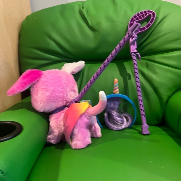 Hasbro furReal Glamalots Interactive Pet Toy - Picture 6 of 6